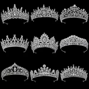 Vente en gros de couronne de diadème en strass pour fête de Noël pour femmes couronnes de luxe en métal de princesse argentées