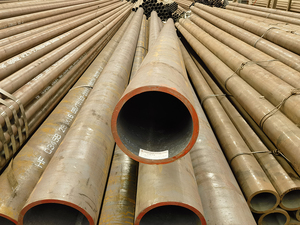 Tubería de Acero al Carbono Sin Costura ASTM A106 de Alta Calidad para Petróleo, Calidad Garantizada, Aplicación API con Servicios de Doblado y Corte - Product Image 3