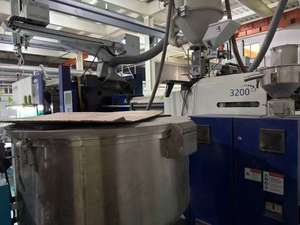 Máquina de Moldeo por Inyección Hidráulica Horizontal Haitian Mars2 de 470 Toneladas de Segunda Mano con PLC, Motor, Bomba, Caja de Engranajes, Rodamientos y Tornillo - Product Image 6