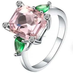 Klasik aksen batu merah muda es zamrud safir dengan hijau zamrud sisi batu memotong cincin