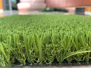 <span class=keywords><strong>Gazon</strong></span> artificiel à haute densité de bonne <span class=keywords><strong>qualité</strong></span>, <span class=keywords><strong>gazon</strong></span> <span class=keywords><strong>synthétique</strong></span> directement fabriqué en usine - Product Image 2