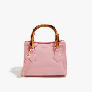 Bolso de mano de diseñador famoso al por mayor, bonito bolso de gelatina de color caramelo, Mini monedero cuadrado portátil, bolso de mano de moda para mujer, bolso cruzado