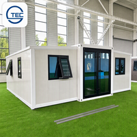 Maison conteneur préfabriquée moderne, pliable et extensible, à double aile, avec 2 chambres et 1 salon, pour hôtel ou gîte