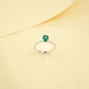 Classic Oval Cut Lab Created <b>Emerald</b> Solitaire <b>Ring</b> with Diamond Accents in 925 <b>Silver</b> for Bridal - Product Image 4