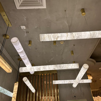 Lustre moderne de luxe en laiton et marbre Lampe suspendue pour la décoration intérieure Lumière LED Chambre à coucher Hôtel Importé Espagne Albâtre naturel