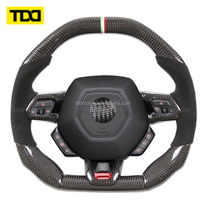 Volant en fibre de carbone véritable TDD compatible avec Lamborghini Huracan URUS LP610 & LP580 & EVO - Product Image 1