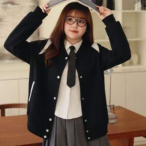 Chaqueta de Béisbol Tejida para Mujer, Talla Grande, Marca Runqi, en Negro, Marrón y Gris, con Bloques de Color, Manga Larga y Etiqueta - Product Image 3