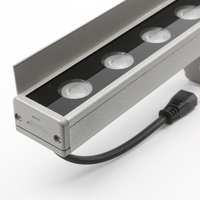 Lampe de bâtiment extérieure étanche IP65 DMX 512 RVBW LED linéaire adressable flexible pour mur