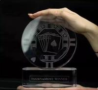 Trophée de poker personnalisé avec logo noble nouveau design pour jeu de sport avec fond de disque Trophée de poker