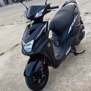 Yamaha <span class=keywords><strong>Cygnus</strong></span> 125 Comfort Edition - Design orienté, moteur, injection électronique (EFI) et amortisseurs arrière réglables. Yamahai <span class=keywords><strong>Cygnus</strong></span> 125 Comfo - Product Image 3