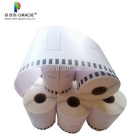 Compatible r Étiquettes DK-22243 sans support en plastique noir