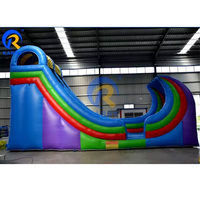 Toboggan aquatique géant gonflable stimulant pour l'extérieur, château gonflable commercial pour le plaisir estival en jardin