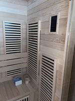 Sauna Inframerah Jauh Hemlock 2 Kursi Modern ODM dengan Pemanas Serat Karbon Rendah EMF, Perangkat Perawatan Kesehatan Dalam Ruangan, Kotak Area Pemasangan Modul