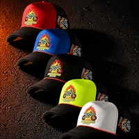 Gorra Trucker Roja y Negra de Malla con Bordado Motocross, Ajustable, Unisex, OEM, Venta al por Mayor, MOQ Bajo, Producción Rápida de Muestras