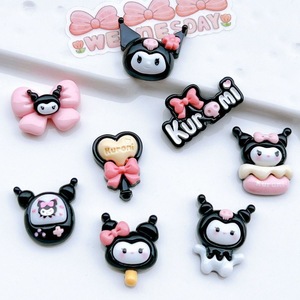 Accessoires de bijoux en résine Kuromi Sanrio, décoration DIY pour coque de téléphone, style frais et doux, breloque en plastique nœud, sucette et gâteau - Product Image 1