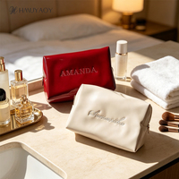 Pochette de toilette en cuir PU brillant avec broderie personnalisée, étanche et rectangulaire, pour le maquillage et les accessoires de voyage