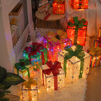 Figurines de Noël Lumineuses de Haute Qualité à Piles pour Vitrine – Décorations Festives Élégantes pour Arbre de Noël