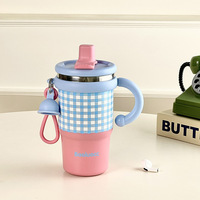 Gobelet isotherme portable en acier inoxydable de 600 ml avec poignée et paille, style classique pour fille, imprimé, vente en gros