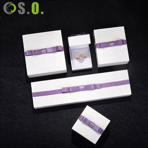 Caja de Cartón Blanca Económica con Logotipo Personalizado para Empaque de Joyería, para Anillos, Colgantes, Pulseras, Brazaletes, Collares, Aretes - Product Image 3