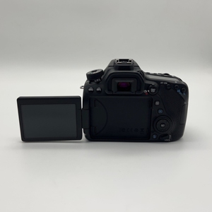 กล้อง <span class=keywords><strong>Canon</strong></span> 80D รีเฟอร์บิชขายส่ง พร้อมเลนส์ <span class=keywords><strong>18</strong></span>-200 มม. ความละเอียด 24.2MP ระบบโฟกัสอัตโนมัติ <span class=keywords><strong>45</strong></span> จุด Dual Pixel WiFi ชุดอุปกรณ์สำหรับมืออาชีพ ถ่ายวิดีโอ 1080p - Product Image 3