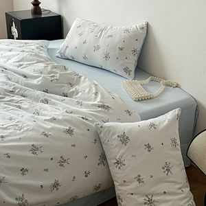 Parure de lit 4 pièces en jacquard teint en fil, 200 fils/cm², luxe moderne, épaisse, douce et respirante, qualité supérieure pour la maison et l'hôtel - Product Image 6