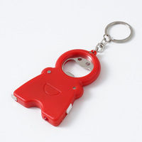 Vente chaude lumière LED lampe de poche ouvre-bouteille porte-clés Logo personnalisé multifonction ruban à mesurer porte-clés cadeau promotionnel