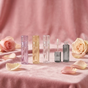 Envase Cosmético Transparente Vacío de 3.5g al por Mayor, Tubo de Brillo Labial de Plástico Recargable con Logotipo Personalizado Impreso - Product Image 1