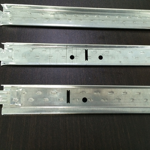 Profilés de suspension <span class=keywords><strong>pour</strong></span> plafond en métal, système de cadre principal en T, faux poutres, profilés suspendus, profilés peints - Product Image 5