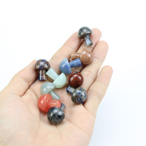Nouvel ensemble de champignons en pierre de guérison en vrac, artisanat en pierre gemme pour la décoration intérieure et les cadeaux - Product Image 3