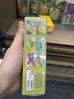 Coffret Cadeau Pokémon TCG Chinois Simplifié Collection 151 : Cartes Scellées Dragon d'Eau et Cartes Motif Incolores - Édition Voyage