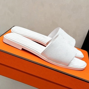 2026 Summer Fashion Ladies Square Head for Slippers H-Belt <b>Net</b> Red Joker Beach Sandals Non-Slip Wear-Resistant <b>Light</b> - Product Image 2