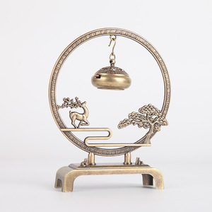 Quemador de incienso de aleación de cobre con efecto de flujo inverso, pequeño quemador de incienso colgante para el hogar, difusor de aroma, sándalo para interiores - Product Image 1