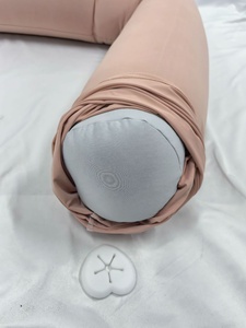 Oreiller de maternité portable et souple en forme de bonbon pour soutenir le cou, les bras, le ventre et les jambes pendant la <span class=keywords><strong>grossesse</strong></span> et l'allaitement, avec boucle réglable - Product Image 4