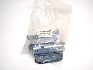 Original Brand New Lot de (3) 3HAC4810-4 1 Métal IRB <span class=keywords><strong>6400</strong></span> Sync Brackets Pour PLC - Product Image 3