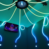 Système de jeu interactif lumineux Level 99 pour aire de jeux intérieure avec boutons LED RGB et mur de poussée pour parcs d'attractions commerciaux