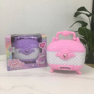 Caja <span class=keywords><strong>de</strong></span> Maquillaje <span class=keywords><strong>de</strong></span> Princesa No Tóxico Set <span class=keywords><strong>de</strong></span> Arte <span class=keywords><strong>para</strong></span> <span class=keywords><strong>Uñas</strong></span> Regalo <span class=keywords><strong>para</strong></span> Niños <span class=keywords><strong>Kit</strong></span> <span class=keywords><strong>de</strong></span> Maquillaje Infantil <span class=keywords><strong>para</strong></span> Niña con Brocha - Product Image 4