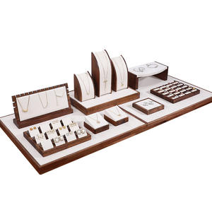 مخصص الجوز حلقة خشبية القرط قلادة سوار قلادة عرض موقف مجموعة الجملة الكلاسيكية المجوهرات حاوية حزمة - Product Image 4