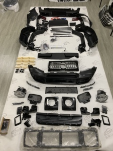 Nuovo Arrivo 2026 Direttamente dalla Fabbrica per Suzuki <span class=keywords><strong>Jimny</strong></span> JB74, Kit Carrozzeria G63 con Fari a LED, Paraurti Anteriore, Fanali Posteriori e Accessori per l'Upgrade - Product Image 5