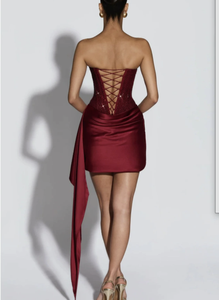 SDM211 Elegante <span class=keywords><strong>Vestido</strong></span> <span class=keywords><strong>Corto</strong></span> <span class=keywords><strong>Rojo</strong></span> <span class=keywords><strong>de</strong></span> Satén con Escote Tubo y Varillas, Sin Mangas, con Diamantes, Venta al por Mayor, Nueva Llegada - Product Image 3