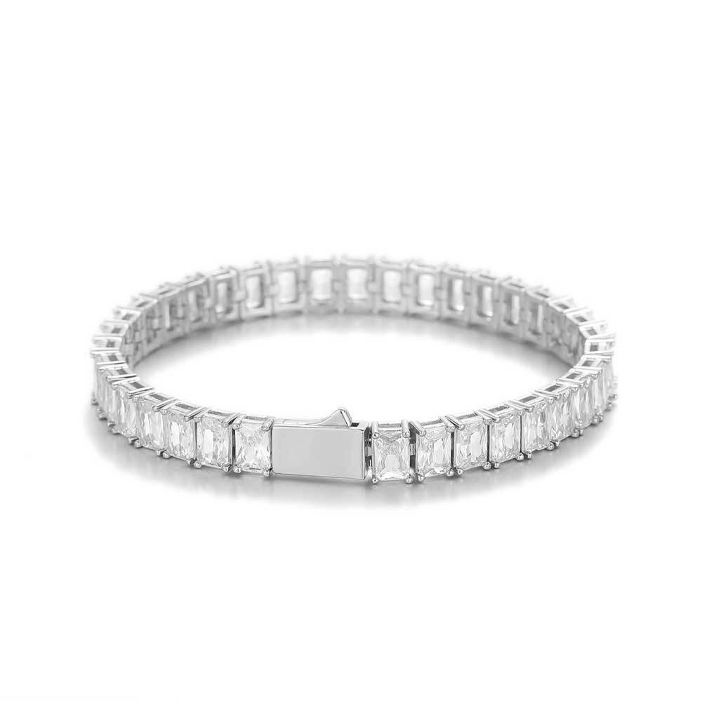 Silver with white diamonds (6 mm wide)Bt100