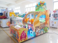Machine de jeu d'arcade vidéo de tir au pistolet à eau de 32 pouces, à monnayeur, divertissante pour tous les âges, pour parcs d'attractions et centres de divertissement familial (FEC)