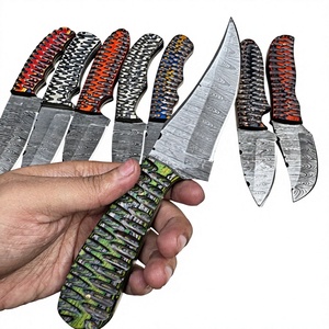 Cuchillos Rajput, cuchillo de hoja fija con punta caída, acero de Damasco, mango de madera Pakka azul, 23 cm, dureza 58-60, cuchillo de supervivencia para acampar - Product Image 1