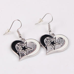 NFL Heart Oil Drop 32 Sports Teams Series Classic Anniversary Cowboys Steelers Pirates Seahawks Boucles d'oreilles unisexes en alliage de zinc - Product Image 3