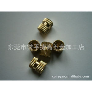 Écrous ronds en laiton, filetage droit, taille métrique, pièces usinées CNC personnalisées pour le moulage par injection - Product Image 1