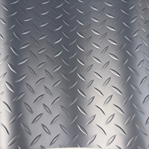 Derniers modèles de tapis de protection de sol de <span class=keywords><strong>garage</strong></span> robuste 2MM 1.2MM 1.5MM <span class=keywords><strong>plaque</strong></span> de diamant épaissie <span class=keywords><strong>PVC</strong></span> tapis de <span class=keywords><strong>garage</strong></span> rouleau de revêtement de sol - Product Image 5
