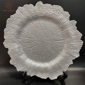 Wholesale Cheap Price New Restaurant Event Wedding Decoration Dinner Rose Gold Black Silver Pvc Plastic Charger Plates