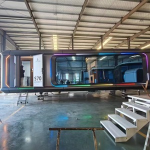 Capsule spatiale S70 avec grande fenêtre en verre, design minimaliste pour sites <span class=keywords><strong>de</strong></span> glamping <span class=keywords><strong>de</strong></span> luxe et développement <span class=keywords><strong>de</strong></span> stations balnéaires pittoresques - Product Image 2