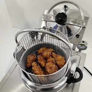 Friteuse à pression de gaz en acier inoxydable 16L certifiée CE | Machine à broast de poulet de style <span class=keywords><strong>KFC</strong></span> pour équipement de cuisine de restaurant - Product Image 4