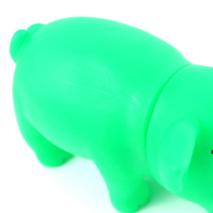 Juguete Masticable Interactivo de Plástico Resistente y Seguro de 14.5 cm con Diseño de Cerdito Irritante para Animales Pequeños - Product Image 4