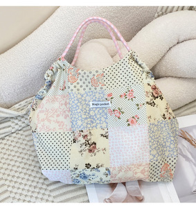 Verano coreano INS personalizado hecho a mano lindo Patchwork Floral tela costura bolso de mano acolchado algodón cordón bolsa de compras - Product Image 6